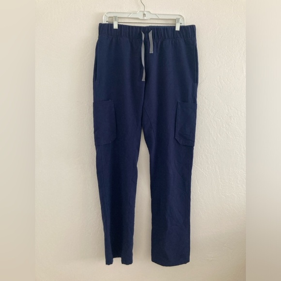 FIGS Men's Blue Camo Malang Slim Cargo Scrub Pants Size Medium Medical - Picture 1 of 8